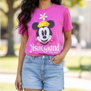 WALT DISNEY RESORT Women’s Minnie Mouse Disney Drop Shoulder Graphic Tee